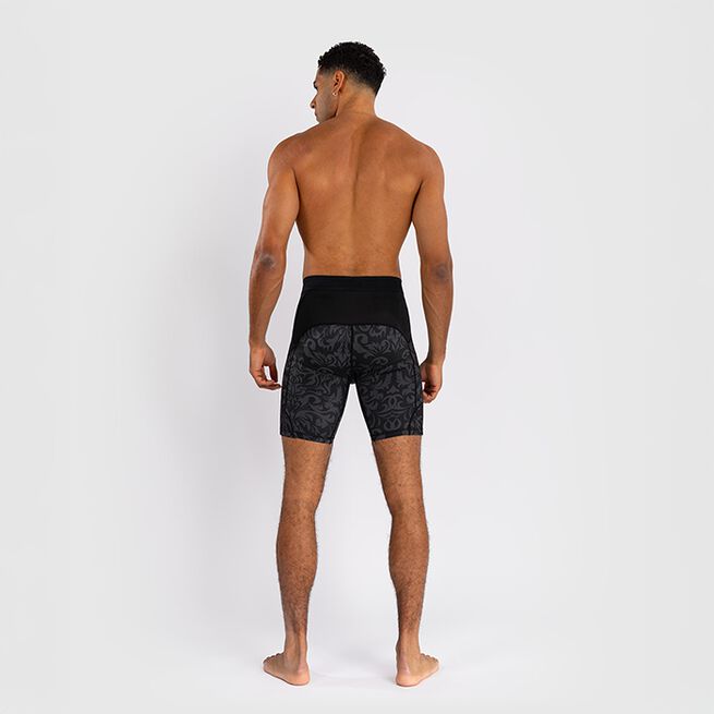Venum x Ilia Topuria Unmatched Vale Tudo Shorts Svart Gull