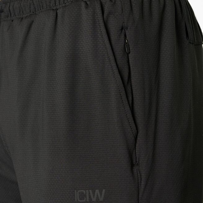 ICANIWILL Stride 2-in-1 Shorts, Black