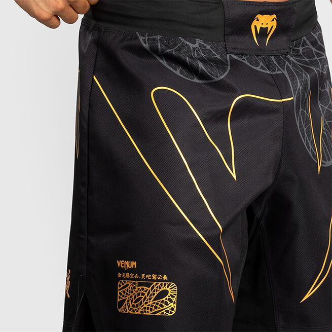 Serpenti Fightshorts Svart Sølv Gull