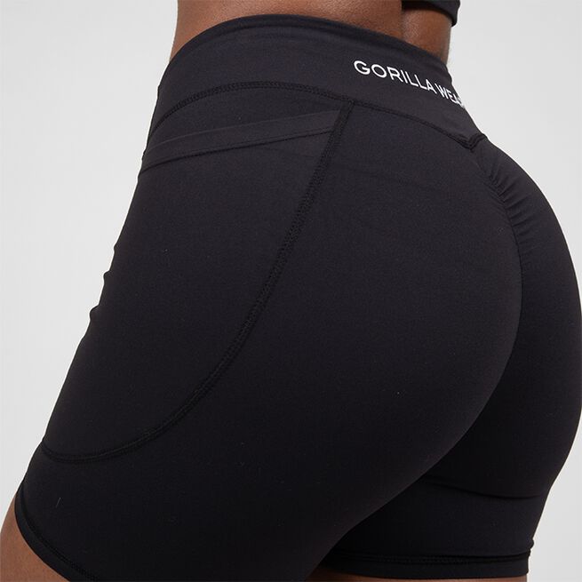 Willow shorts svart
