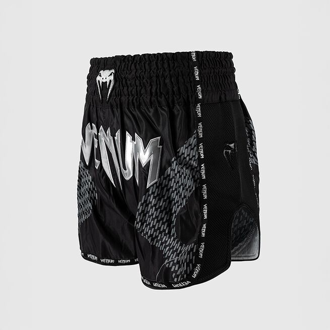 Nexus Muay Thai-Shorts Svart Sølv