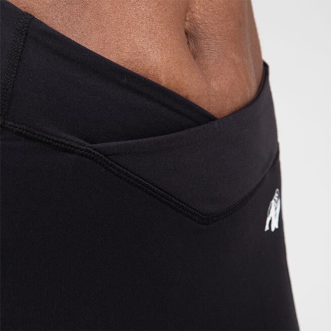Willow shorts svart