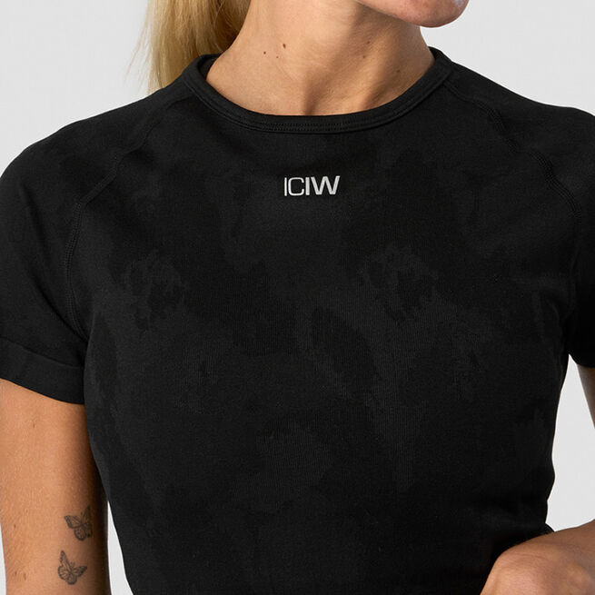 ICIW Camo Seamless Cropped T-shirt, Black