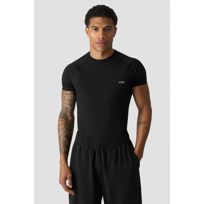 ICANIWILL Stride Muscle Fit T-shirt