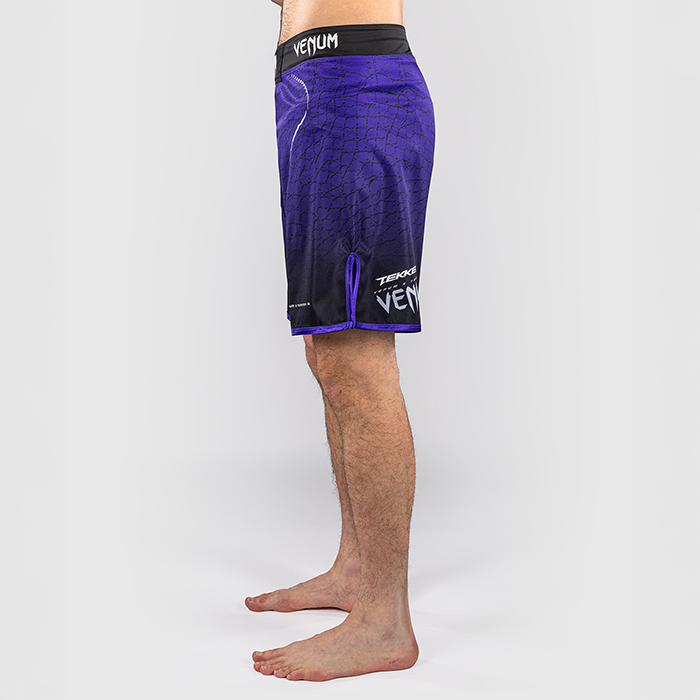 Venum x TEKKEN 8 Fightshorts Kazuya Svart Lilla