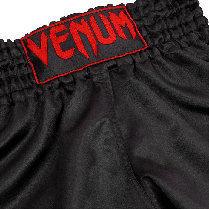 Classic Muay Thai Shorts Svart/R&oslash;d