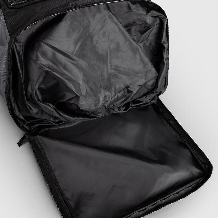 Essential Sports Bag Treningsveske Gr&aring;/Svart 61 l