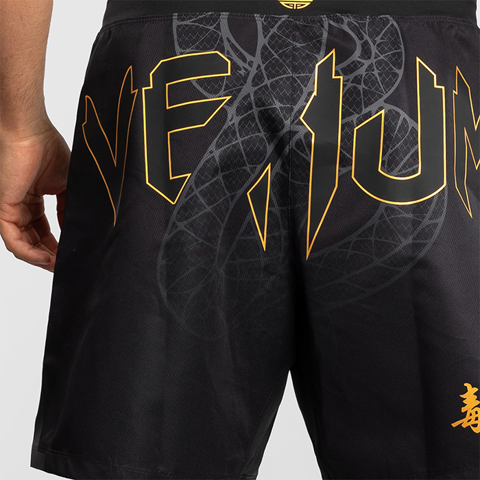 Serpenti Fightshorts Svart S&oslash;lv Gull