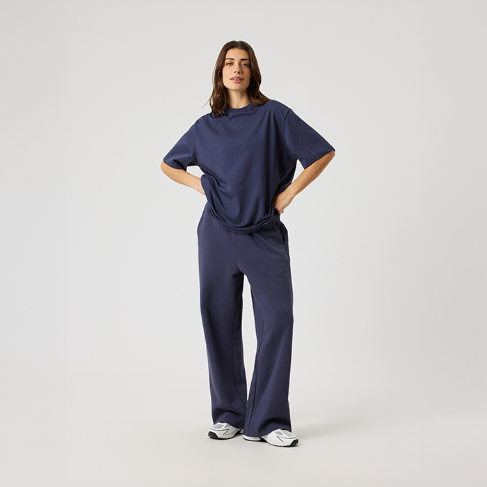 Studio Oversized T‑skjorte Gr&aring;