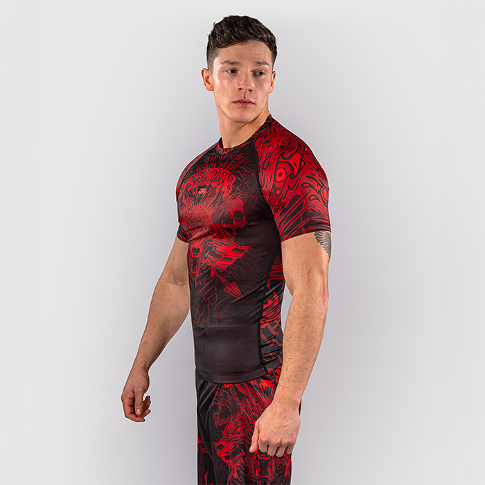 Venum Wolf Atak Rashguard Kortermet Svart R&oslash;d