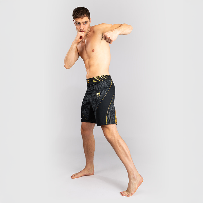 UFC Zenith by Venum Fight Night Fightshorts Lang modell Svart Gull