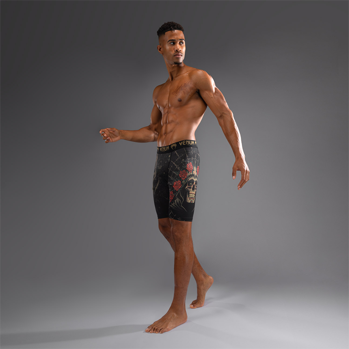 Santa Muerte 5.0 Vale Tudo Shorts Svart Gull