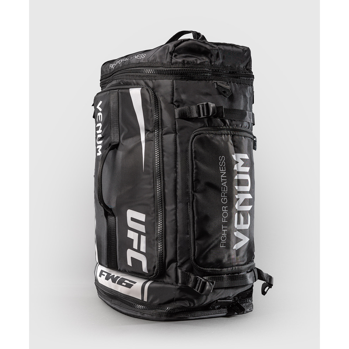 UFC Unity by Venum Fight Week Sports Bag Black/White