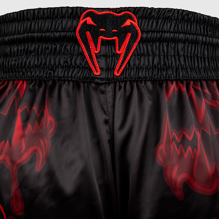 Venum Wolf Atak Muay Thai Shorts Svart R&oslash;d