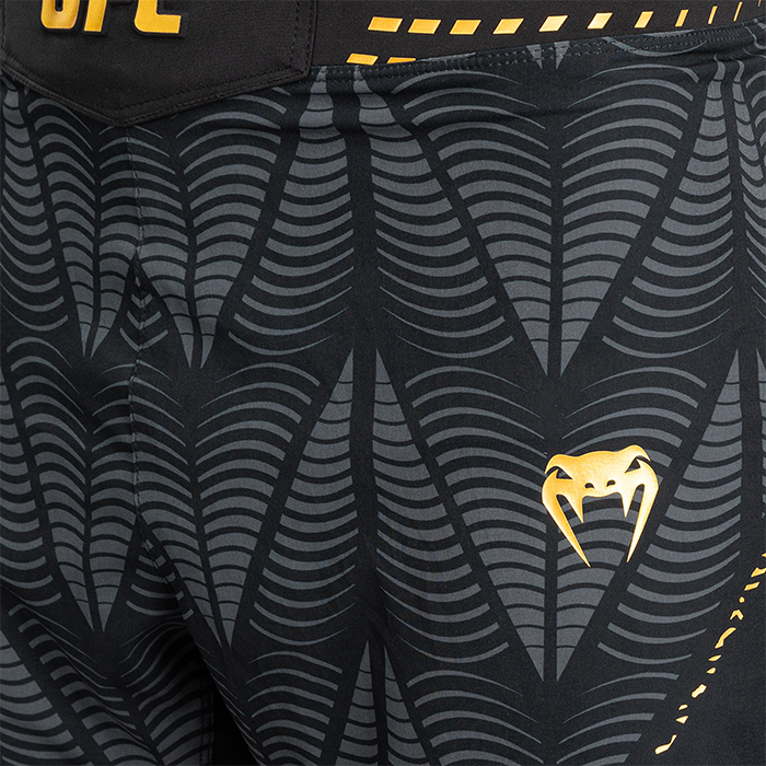 UFC Zenith by Venum Fight Night Fightshorts Lang modell Svart Gull